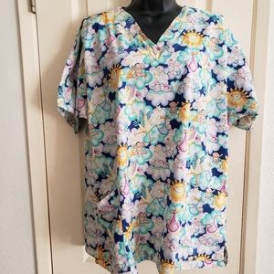 Women's scrub top size large